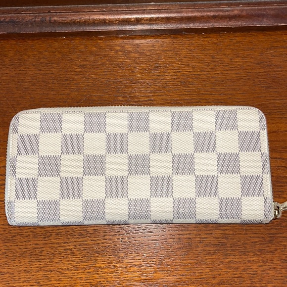 Louis Vuitton Handbags - LOUIS VUITTON CLÉMENCE WALLET